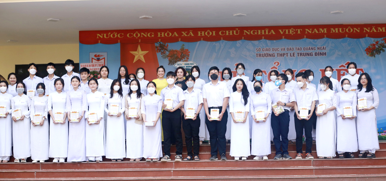 Lễ tổng kết năm học 2021-2022